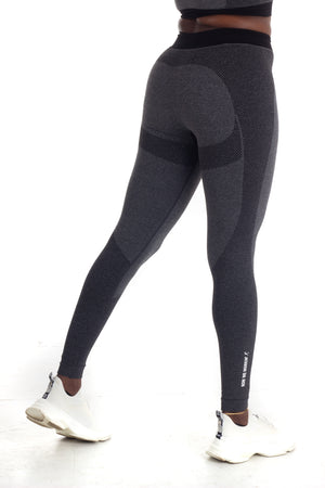 Women Seamless 3D fit' multi-sport sculpt leggings